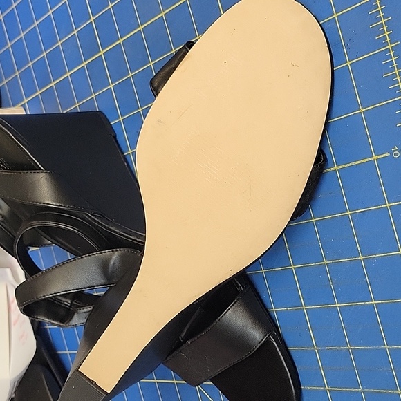 Norstrom Rack Carrie Wedge Black Sandal Sz 13M New - Picture 6 of 7